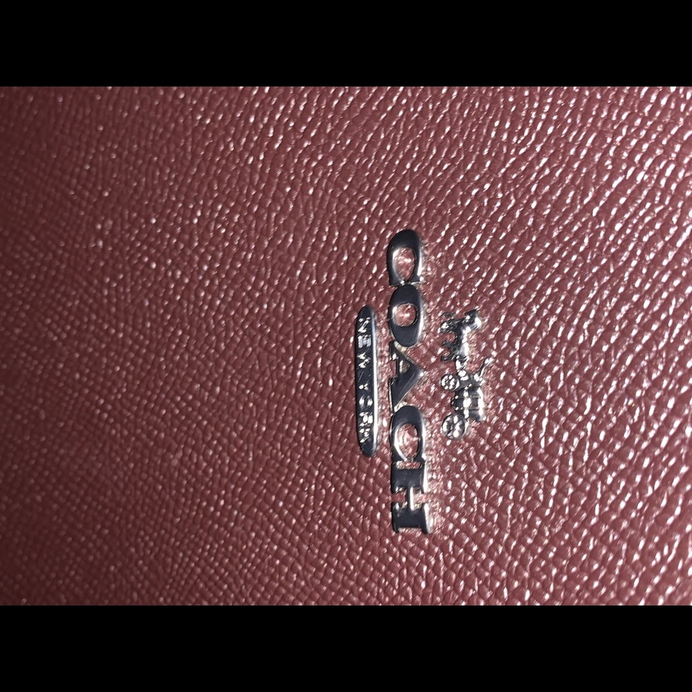 Coach - Picture 5 of 5